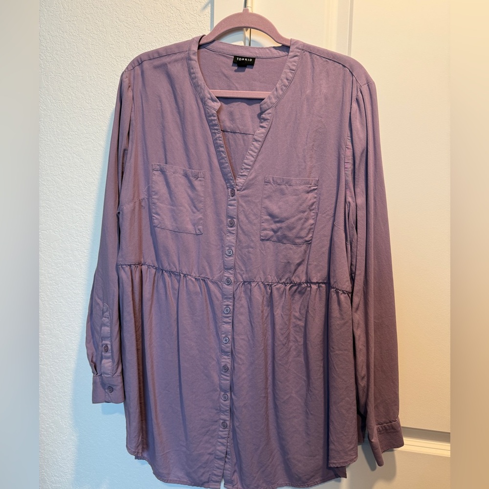 Torrid Lavender Tunic Blouse (Torrid 1 = 14/16)